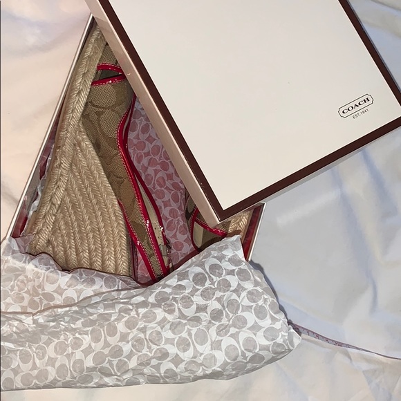 NWT Coach Wedge - Picture 6 of 6